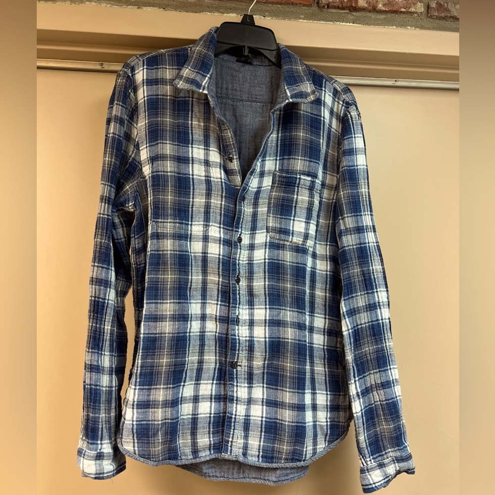 Men’s cotton plaid button down shirt
